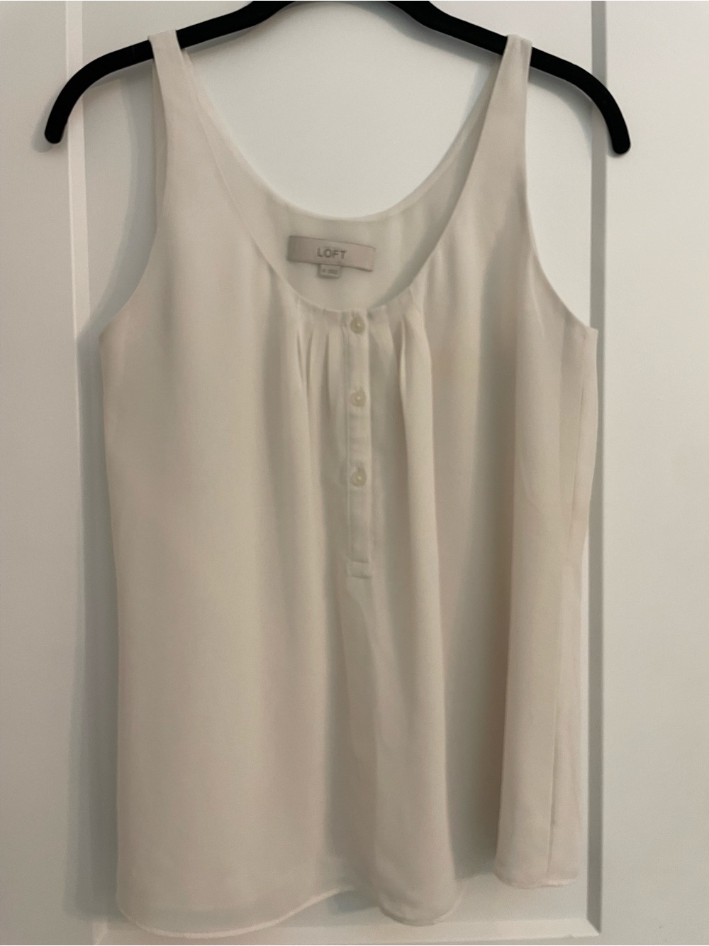 LOFT Cream Button-Front Sleeveless Camisole